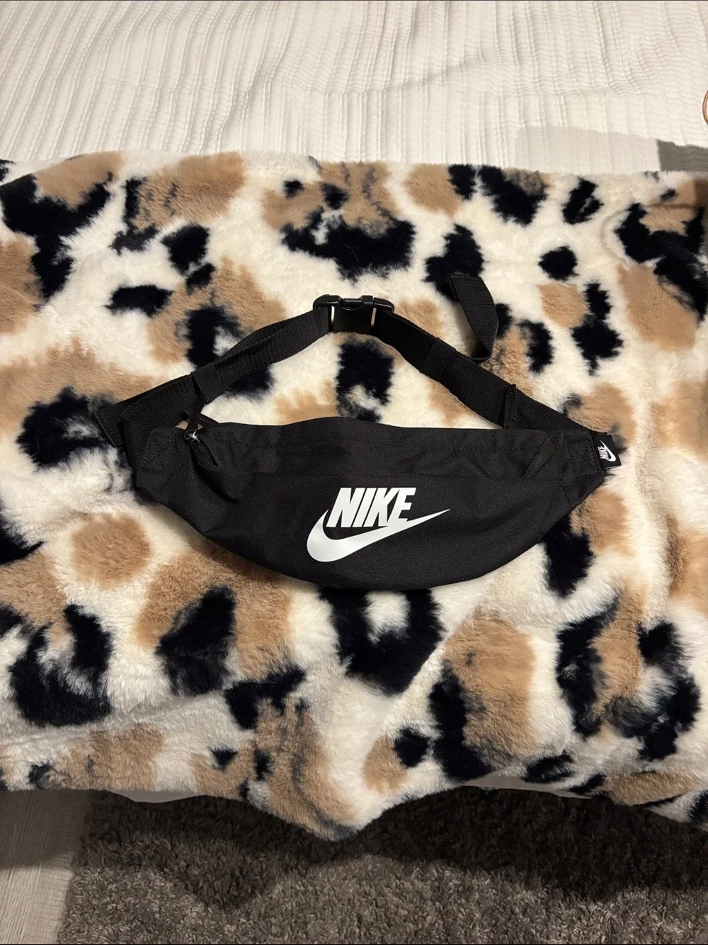 Nike Black and White Fanny Pack
